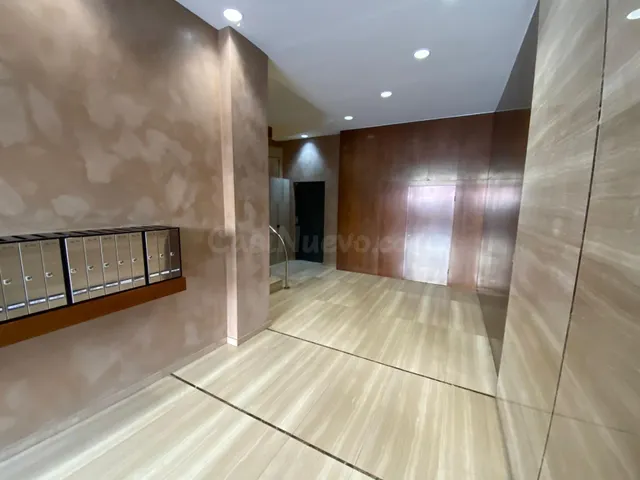 Amplia Oficina en el Centro Histórico de Lleida por €110,000 - foto 3