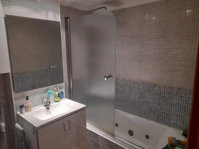 Unifamiliar con piscina comunitaria — 21