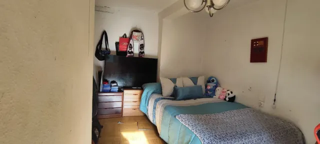 CASA PARA REFORMAR CON CUADRA, PAJAR Y DOS GARAJES EN TORRELAVEGA.- — 12