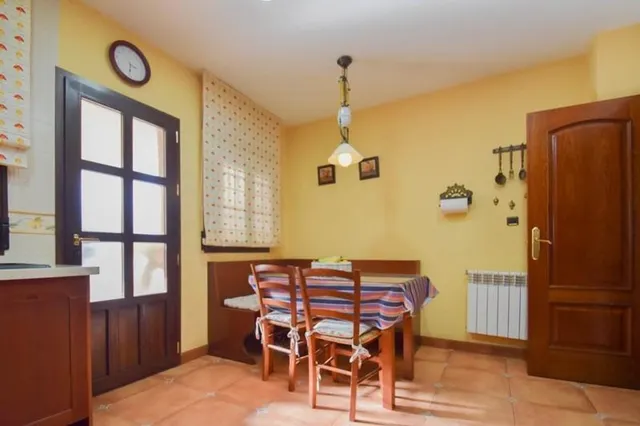 Chalet en venta en Maracena — 10