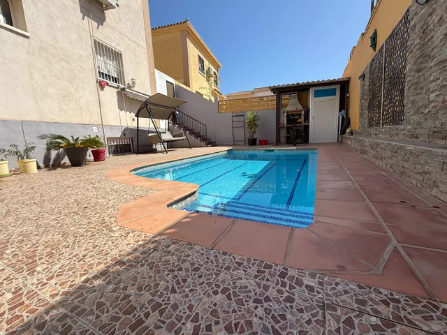 Exclusivo pareado en Pinar de Garaíta de cinco habitaciones — 7