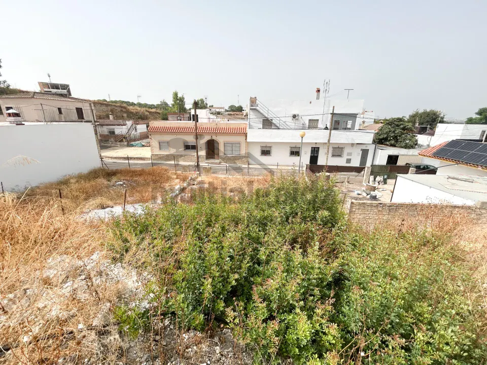 TERRENO URBANO EN TORREMELGAREJO