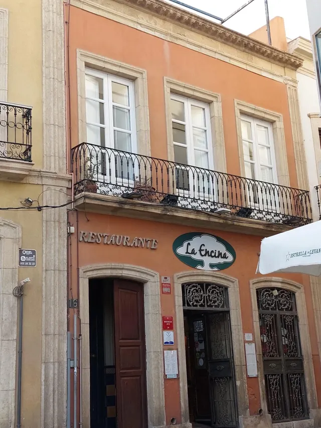 VENTA DE RESTAURANTE EN CENTRO HISTÓRICO DE ALMERÍA — 2