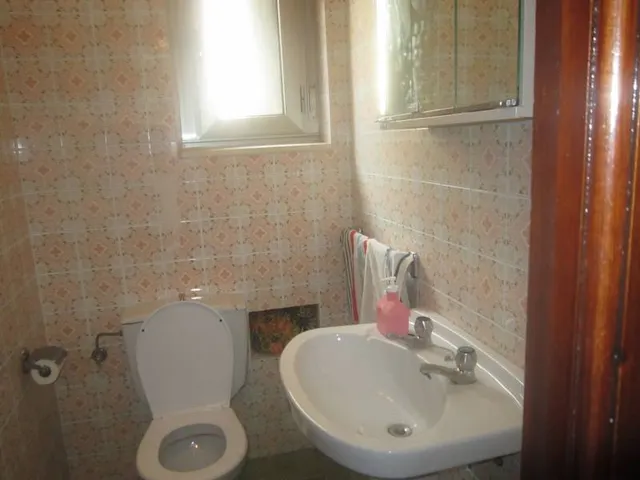 SE VENDE AMPLIA CASA EN GRAJAL DE LA RIBERA.7 HAB., SALÓN, COCINA, 2 BAÑOS, PARCELA 890 M2, COCHERA — 13