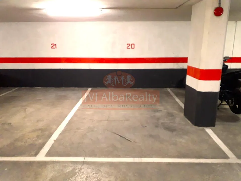 SE VENDE PLAZA DE GARAJE, EN ZONA AVENIDA DE ESPAÑA.