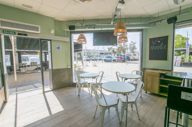 Alquiler Local Comercial en Primera Línea del Puerto de Santa Pola — 5