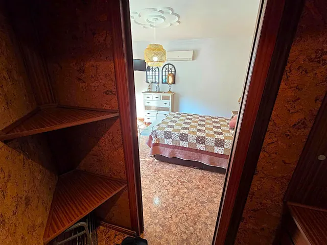 GRAN VIVIENDA CON GARAJE EN CHICLANA DE LA FRONTERA SITUADA EN LA ZONA DEL PILAR — 24