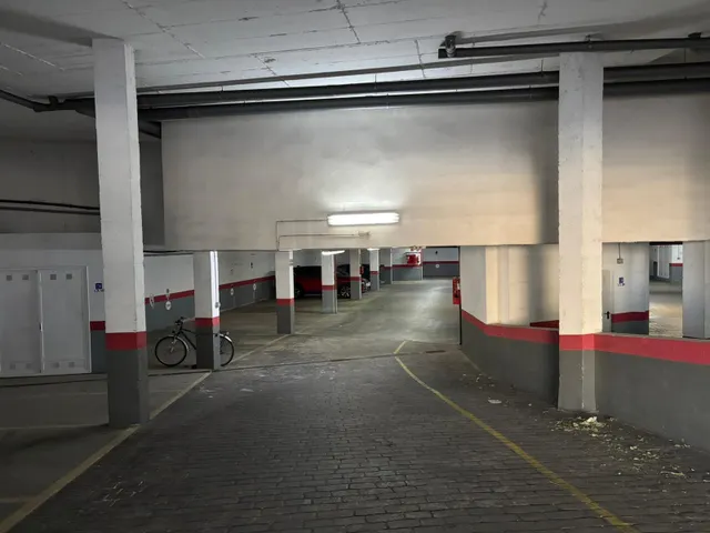 PLAZA DE GARAJE EN BENALMADENA COSTA (LOS PATOS) A 250 M DEL MAR — 7