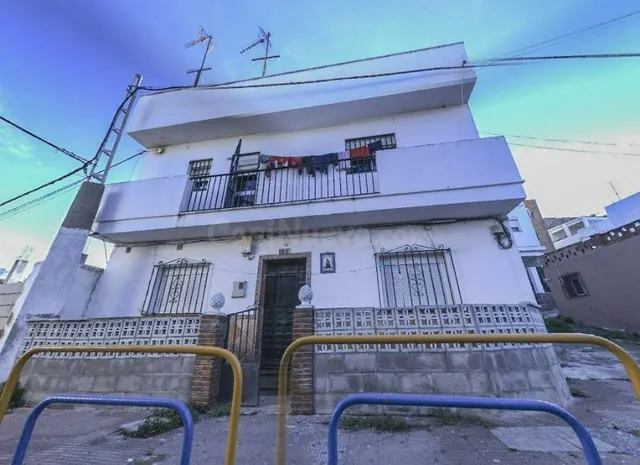 CASA A LA VENTA EN LA PIÑERA