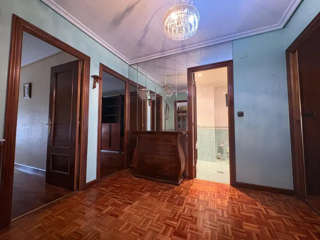 Piso 3 habitaciones. plaza de garaje. barrio san juanillo. — 16