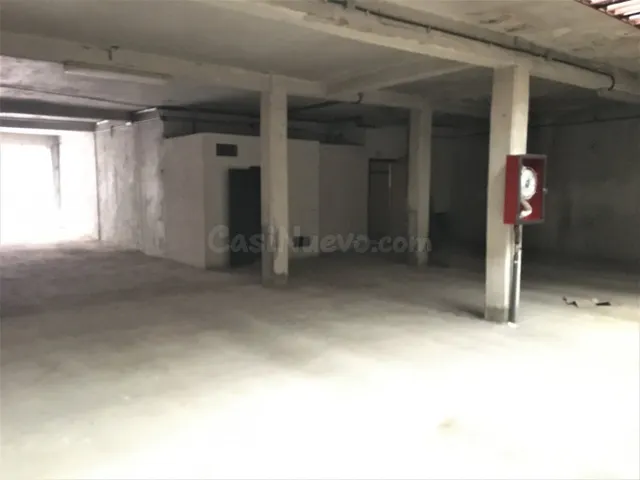 Local comercial en Tetuán Berruguete - foto 4