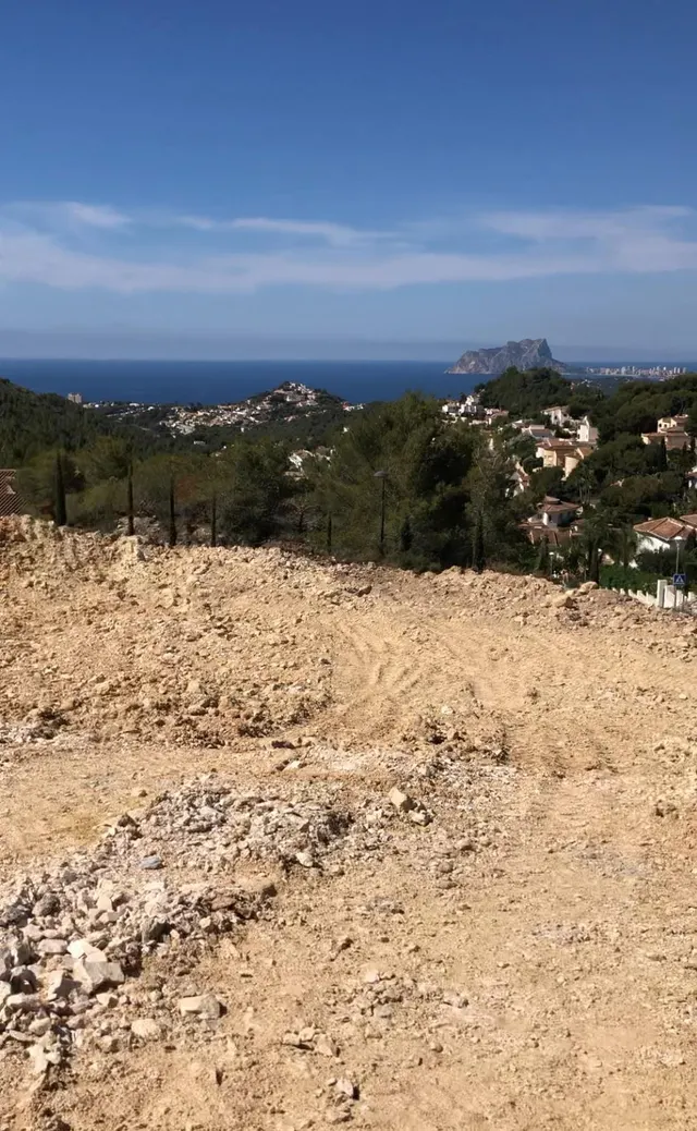 Preciosa promoción de obra nueva con vistas al mar y a la montaña en un entorno privilegiado de Beni — 18