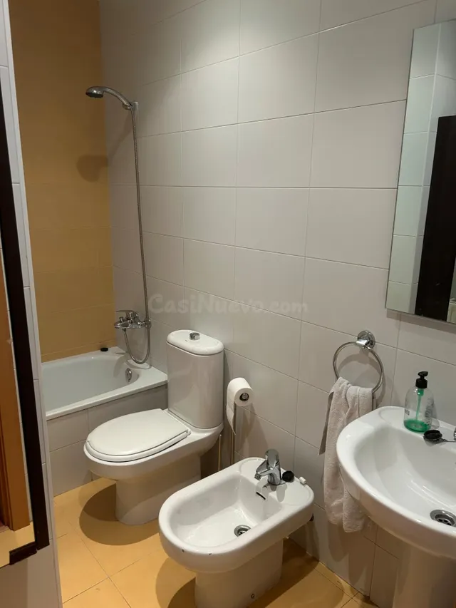 VIVIENDA AMUEBLADA DE 2 habitaciones, 2 BAÑOS Y PLAZA DE GARAJE — 5