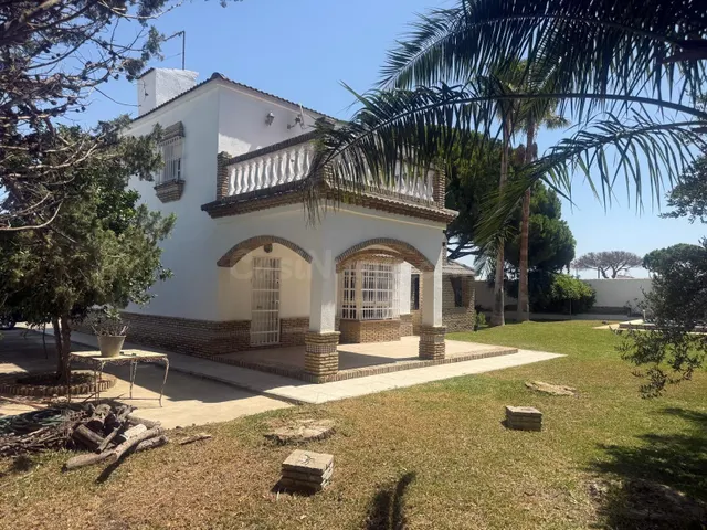 Chalet rústico en la zona del Sotillo - foto 2