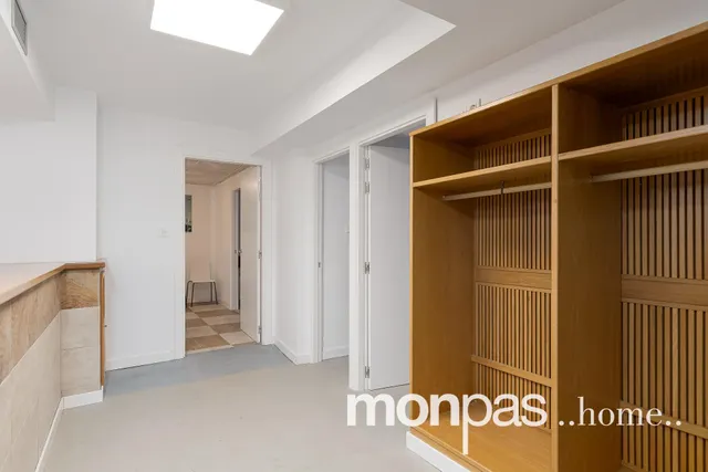 Local comercial en venta en Amara — 2