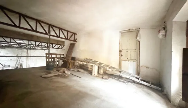 Almacén 265m² en venta - Centro urbano 4 — 7