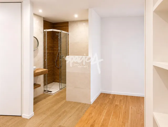 Piso amplio y luminoso en alquiler en Goya barrio Salamanca con piscina comunitaria — 11