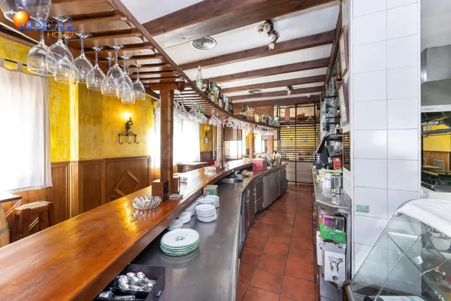 VENTA DE RESTAURANTE-ASADOR Y VIVIENDA EN ALBOLOTE (JUNCARIL - foto 4