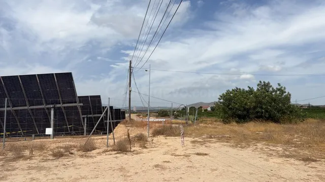 ¡GRAN OPORTUNIDAD DE INVERSIÓN! TERRENO ARRENDADO 30 AÑOS CO - foto 4