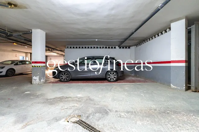 ¡Vive junto al mar en una de las zonas más privilegiadas de Cambrils! Piso con terraza y parking a pocos pasos de la playa de la Llosa en Cambrils — 30