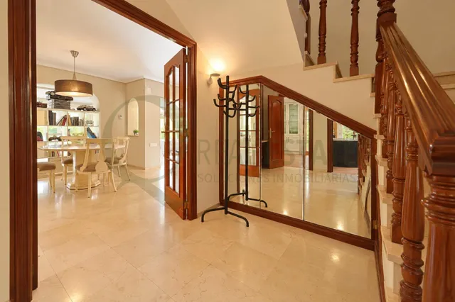 Chalet independiente a 100 m del mar con jardín y piscina en Cabo de las Huertas. — 10