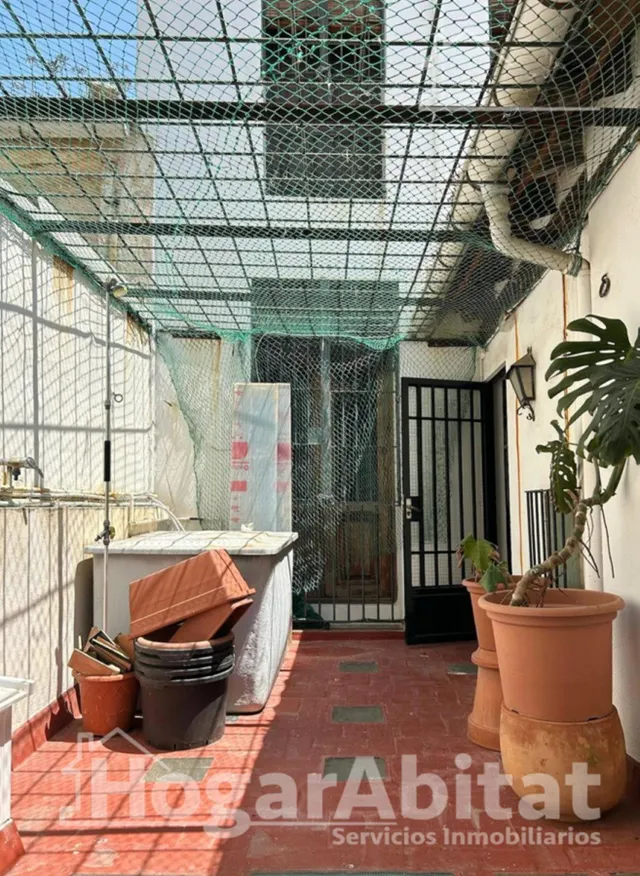 Tradición y calidez mediterránea en esta emblemática casa de pueblo reformada con chimenea, patio — 20