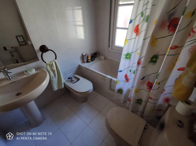 IMPRESIONANTE CHALET EN EL CENTRO DE VENDRELL — 34