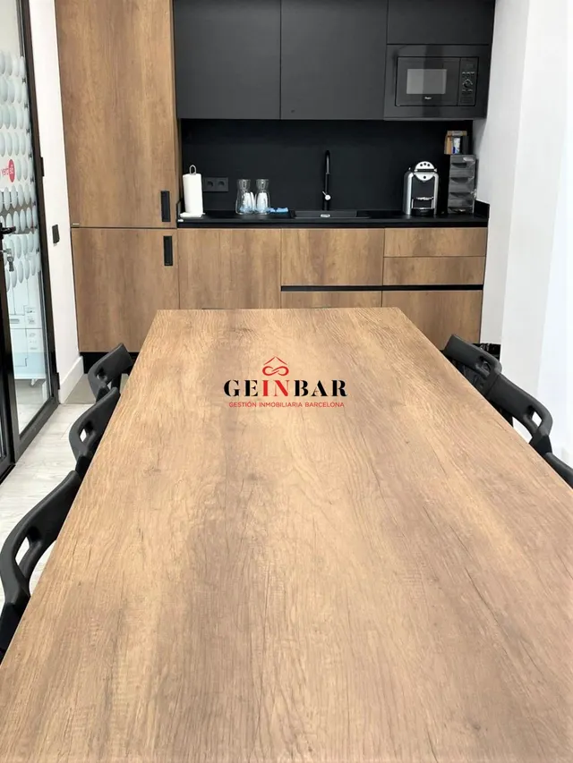 COWORKING  EN LES TRES TORRES — 10