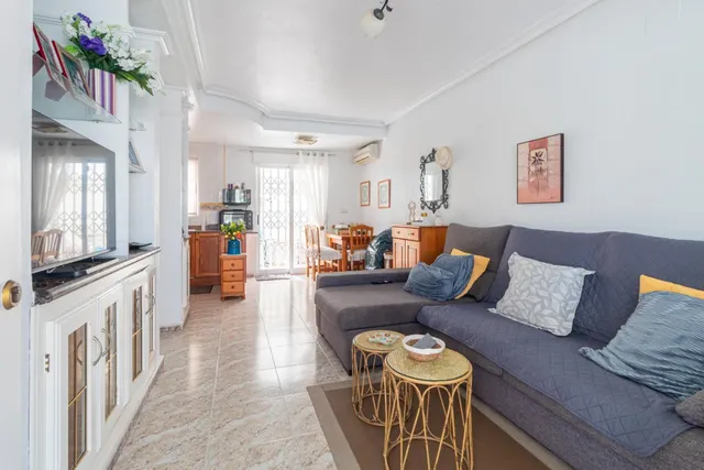 ADOSADO CON JARDÍN PRIVADO EN ORIHUELA COSTA — 8