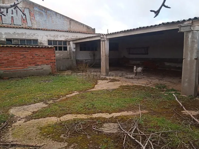 Terreno con Nave Industrial - foto 4