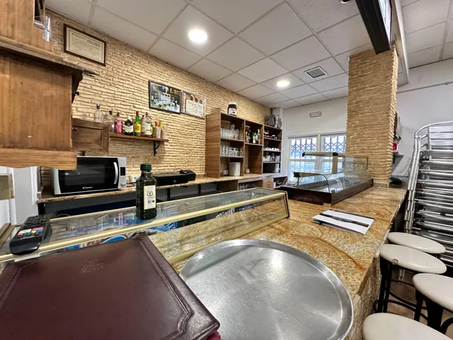 Oportunidad Única: Local Comercial Totalmente Acondicionado en San Pedro del Pinatar (Murcia) — 24