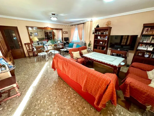 HIGUERÓN !!! CASA CON TERRENO - foto 5
