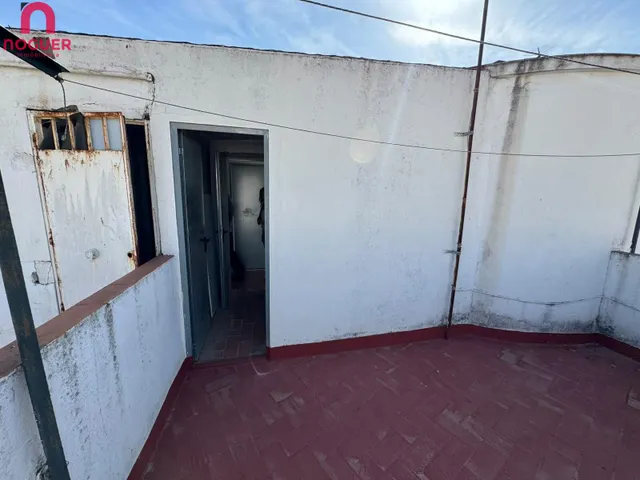 PISO JUNTO MEDINA AZAHARA CON ASCENSOR , TERRAZA, TRASTERO Y AZOTEA INDEPENDIENTE — 30