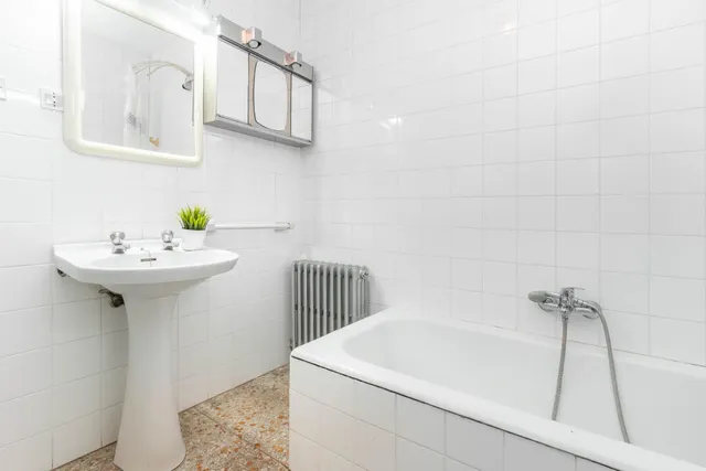PISO BAJO + SEMI-SÓTANO EN VENTA EN CASORVIDA (LENA) — 24