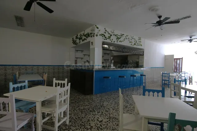 Local comercial 198m² en venta - Centro — 4