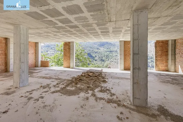 EDIFICIO en Güejar Sierra — 22