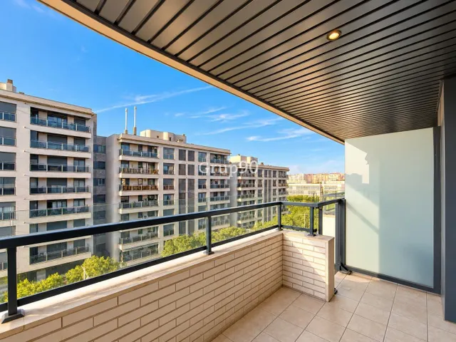 Exclusivo ático tríplex con gran terraza de 79 m2, 4 balcones y zona comunitaria con 2 piscinas y pista de pádel en cappont — 32