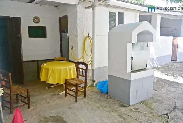 CASA EN VILLALUENGA DEL ROSARIO — 13