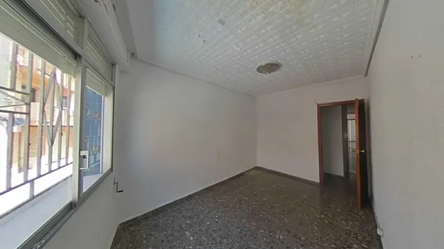Casa en venta  villamarxant (Valencia) — 37
