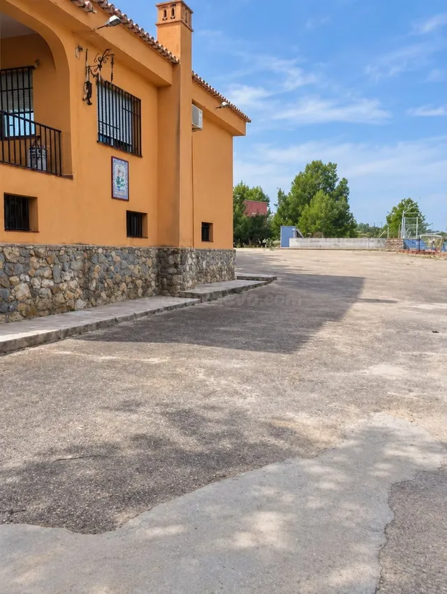 Chalet en Montserrat - Valencia - foto 2