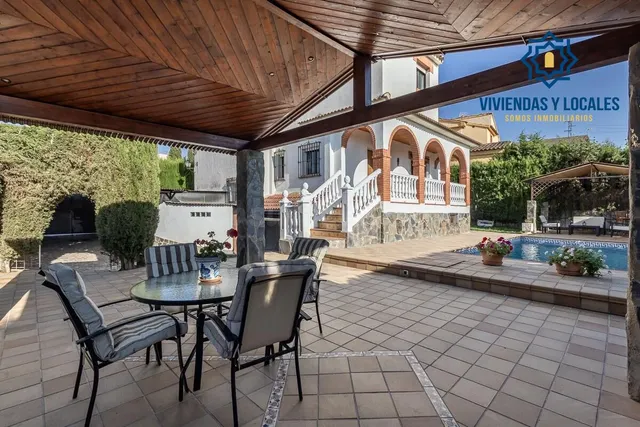 FANTASTICA CASA EN GOJAR - foto 2