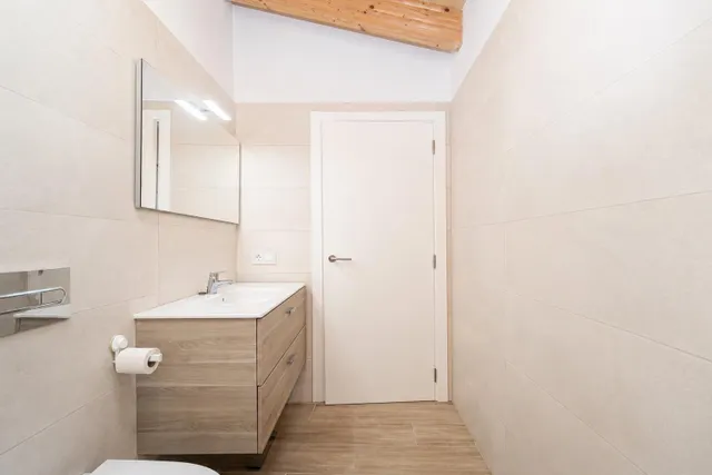 ESPECTACULAR ADOSADO TOTALMENTE REFORMADO COMO OBRA NUEVA — 15