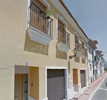 SE VENDE piso OKUPA en C CL SANT RAMON-XIRLES,41 Esc:1 Pl:2 - foto 3