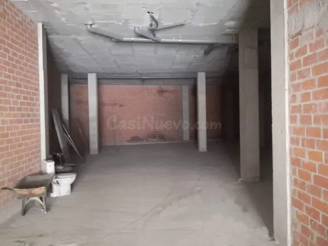 Local comercial en Rúa Gerona, zona Parque do Anllóns - foto 5