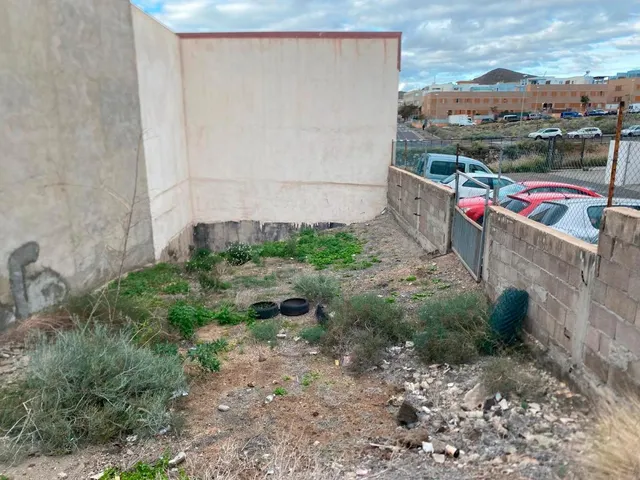 Terreno Urbano en San Isidro, Granadilla de Abona. - foto 2