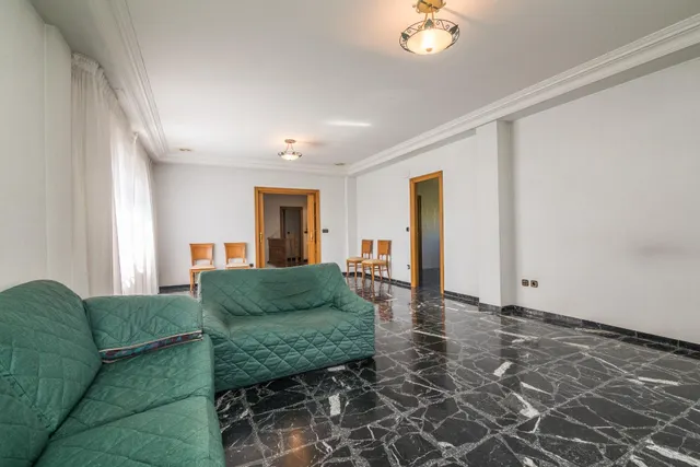 ESPECTACULAR CHALET EN ZONA CIUDAD JARDIN — 31