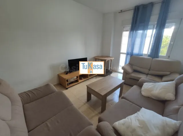 Piso en Venta Oportunidad como Inversión junto a plaza de to - foto 4