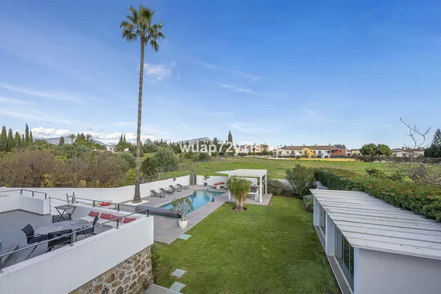 Chalet 4 habitaciones 224m² en venta - Marbella — 50