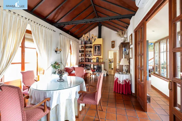 GRAN CASA EN ALBAICÍN BAJO. — 30