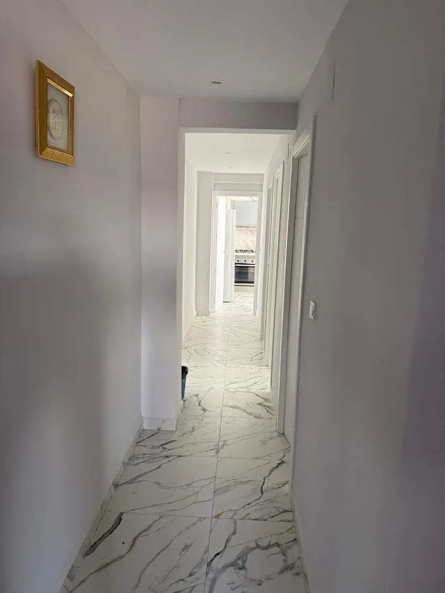 PISO EN ASPE — 7